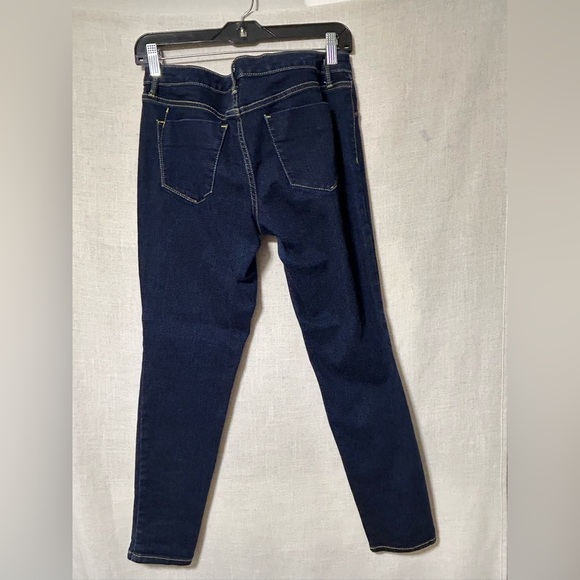 Classic Blue Women's Jeans - Picture 3 of 4